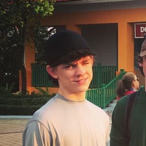 Meet your Posher, Ethan